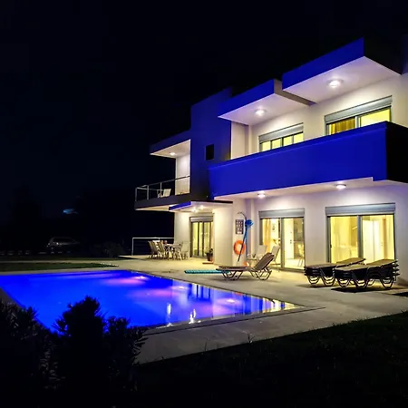 Home22 * Asgourou